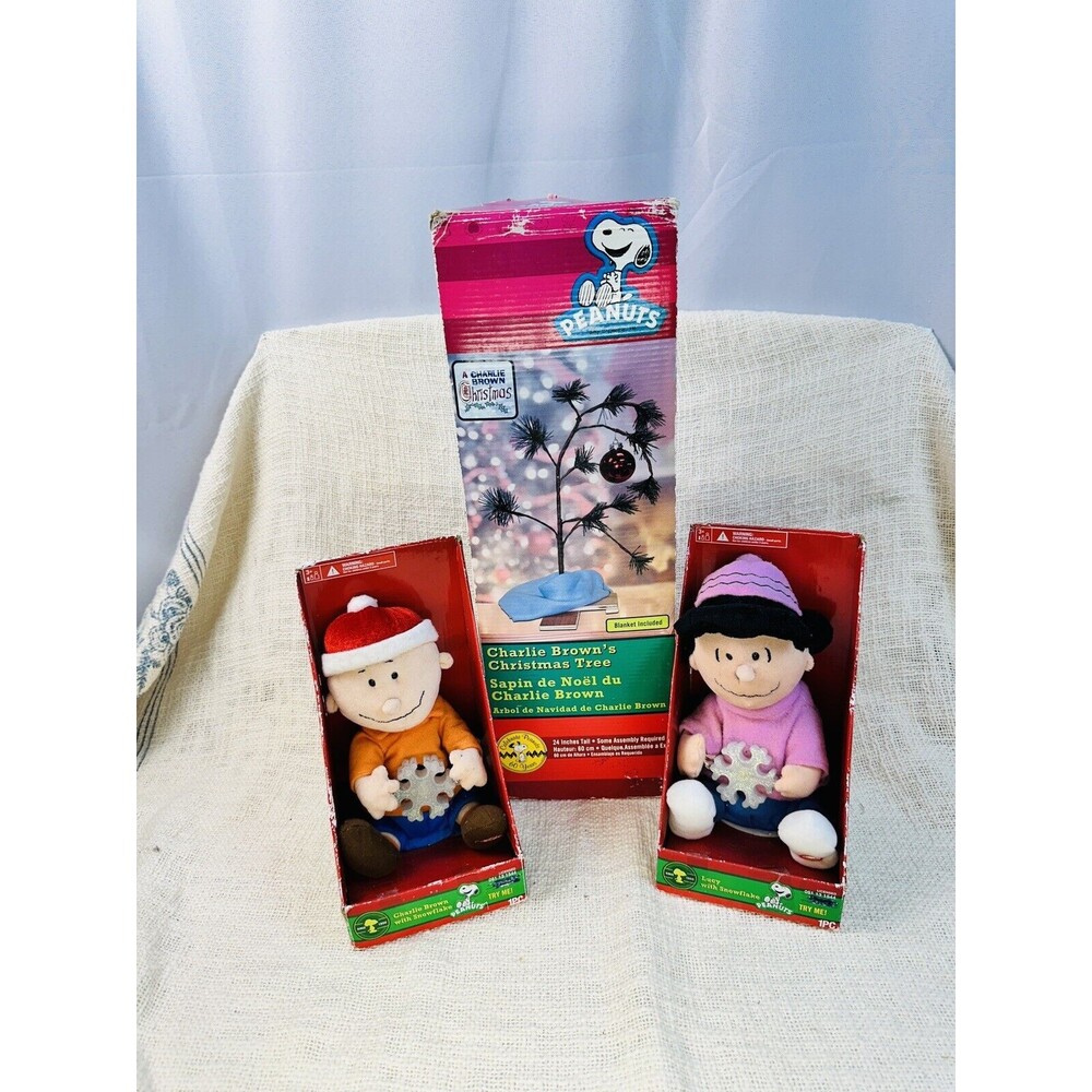 Lot Peanuts Charlie Brown/Lucy Animated Plush Musical Dolls/Christmas Tree